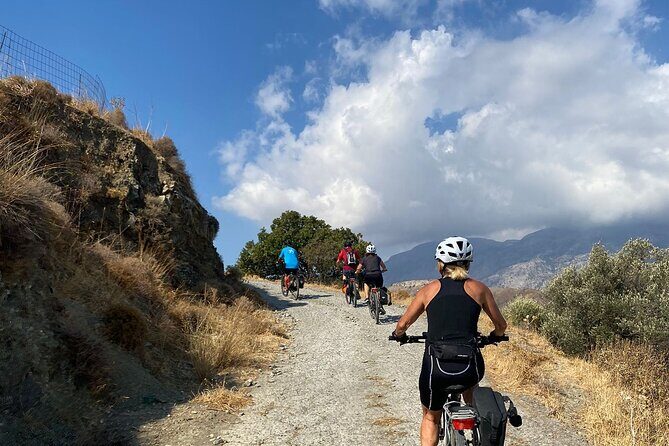 Discover the unknown side of Crete by E-Bike - The Experience in Detail