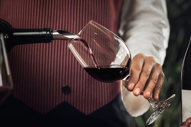 Discover the volcanic tuff caves and taste excellent Lucanian wines - FAQ