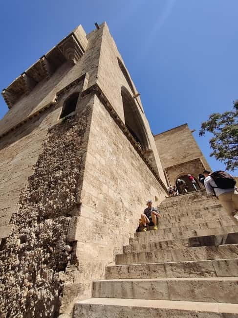 Discover Valencia yourself with a Playful walking tour! - In-Depth Breakdown of the Tour