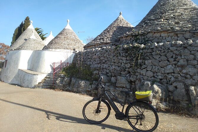 Discover Valle d 'Itria and its wines by ebike - An In-Depth Look at the Valle d’Itria Ebike Tour
