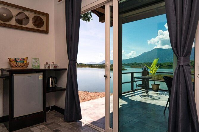Discover Vang Vieng in 4 nights & 5 days (Lakefront Resort) - Summary of the Experience