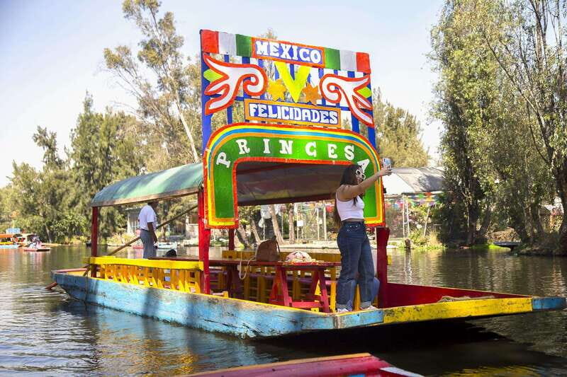 Discover Xochimilco and Coyoacán: Tradition, Music, Culture - What the Tour Offers