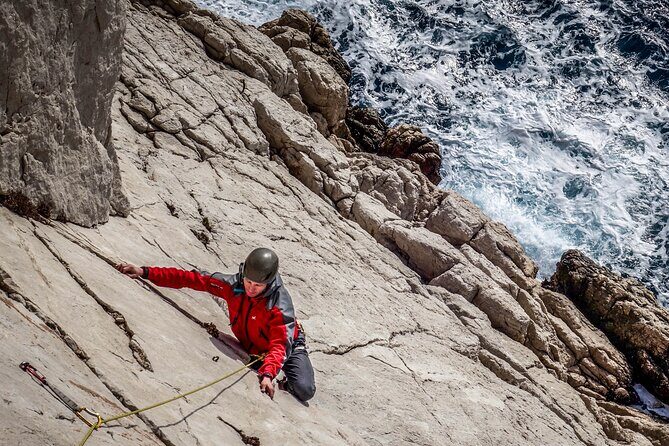 Discovery Climbing Large Routes in the Calanques of Marseille - Why This Tour Offers Great Value