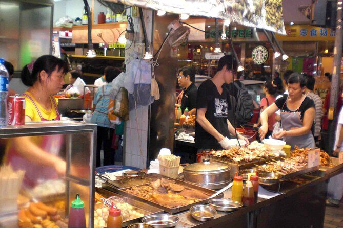discovery more Beijing back street evening food tour with locals - FAQ
