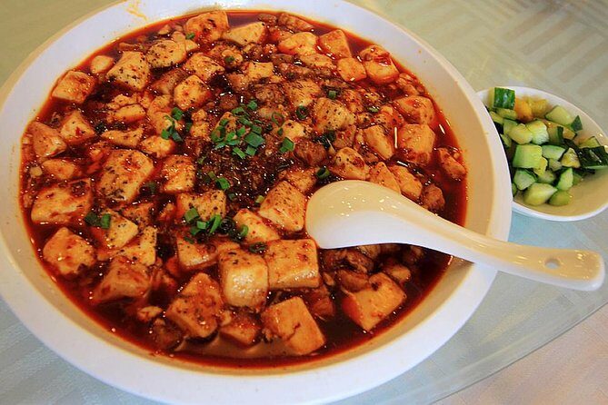 Discovery more Chengdu evening food tour with locals - Key Points
