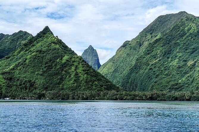 Discovery of the Tahiti Teahupo'o Jurassic Tour peninsula - Key Points