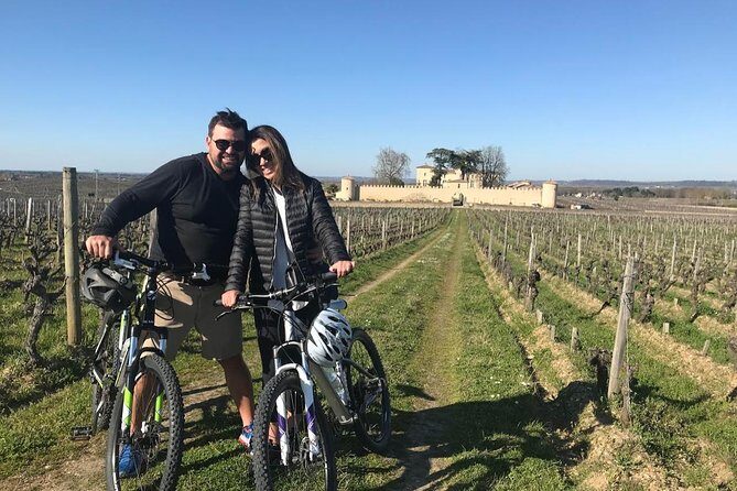 Discovery of the vineyards and castles of Sauternes by bike - An In-Depth Look at the Sauternes Bike Tour