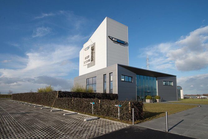 Discovery pack - A Practical Look at the Indoor Skydiving Discovery Pack