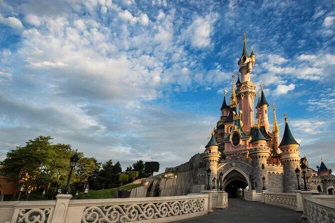 Disneyland Paris One Way or Round Trip Private Transfer from City or Airport - A Deep Dive into the Experience