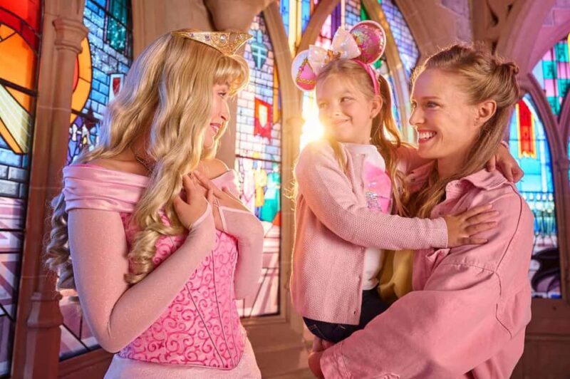 Disneyland® Paris Tickets for Train and Parks - FAQs