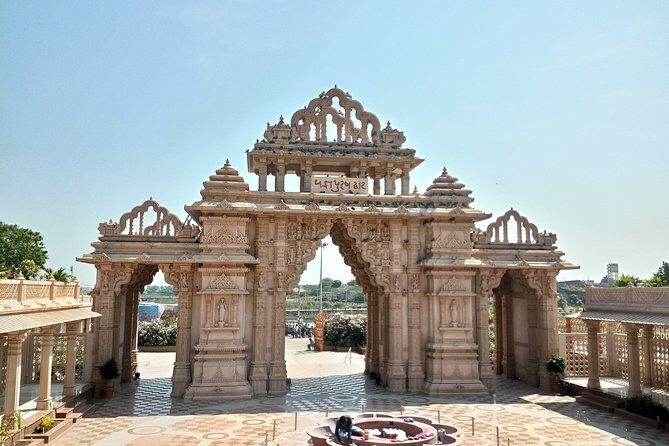 Divine Temples Tour in Delhi - FAQs