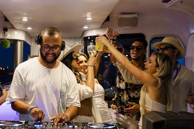 DJ Party on a Luxury Boat With Open Bar & Snacks - Sunset/Night - An In-Depth Look at the Lisbon Sunset DJ Boat Party