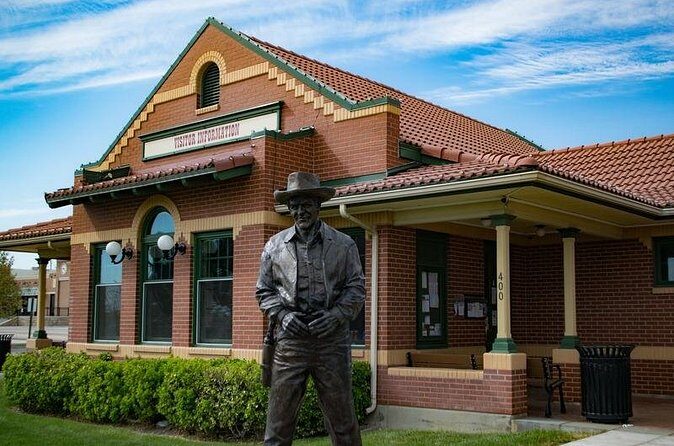 Dodge City Wild West Smartphone Guided Audio GPS Walking Tour - Who Should Consider This Tour?