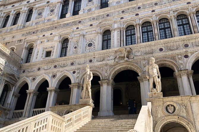 Doge's Palace Guided Tour - The Guide and Visitor Experience