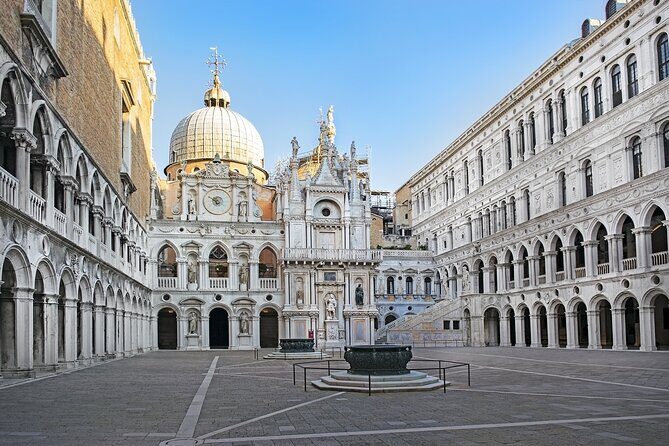 Doge's Palace small group or private tour with a local guide - FAQ