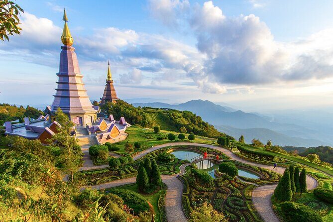 Doi Inthanon National Park Eco-Friendly Full Day Tour - Discovering Doi Inthanon: Why It’s Worth the Trip