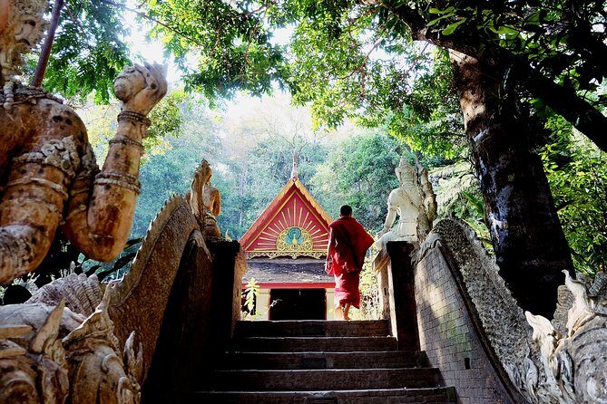 Doi Suthep and Wat Pha Lat Sunrise Private Tour  Half Day - FAQ