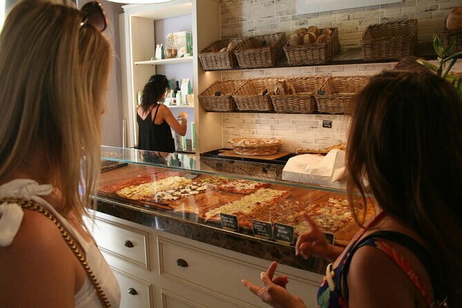 Dolce Vita by Day Market Tour & Pasta Making Class - From Market to Kitchen: The Perfect Cooking Environment