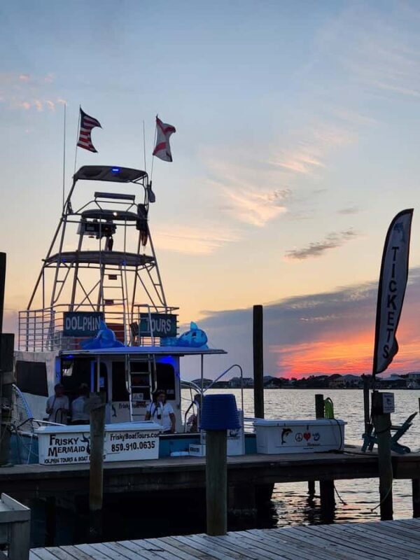 Dolphin & Scenic Bay Sightseeing Cruise Up to 49, Pensacola - FAQ