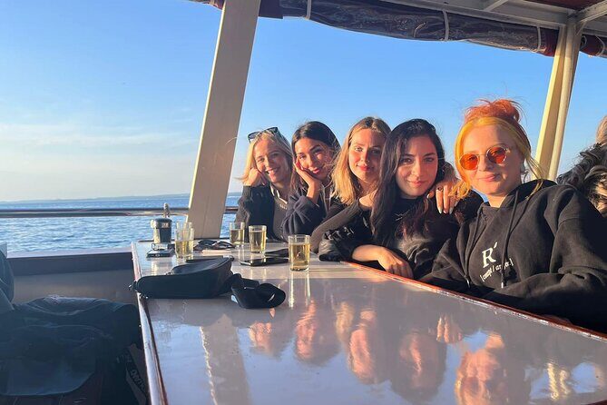 Dolphin Watching & Sunset Boat Tour With Dinner and Drinks - Discover the Dolphin Watching & Sunset Boat Tour in Pula
