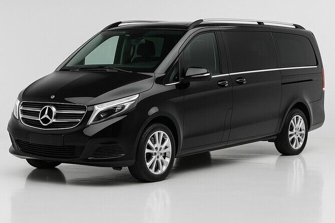 Doonbeg: Private transfer to & from Shannon Airport | Premium Car - The Experience of the Drive