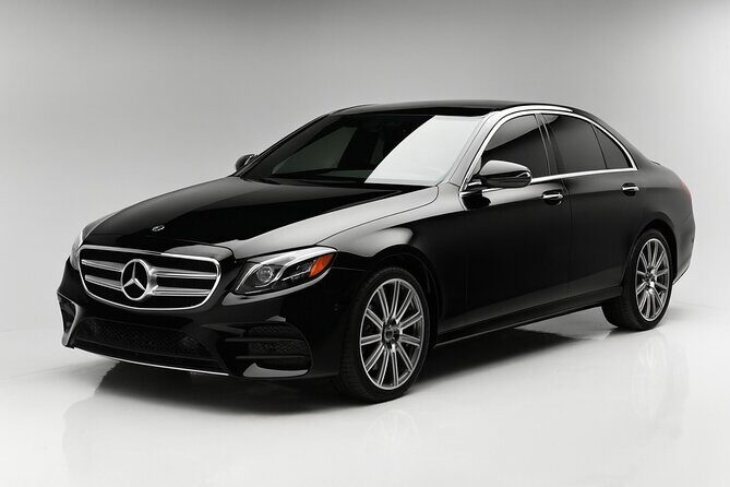 Doonbeg: Private transfer to & from Shannon Airport | Premium Car - Who Should Consider This Service?