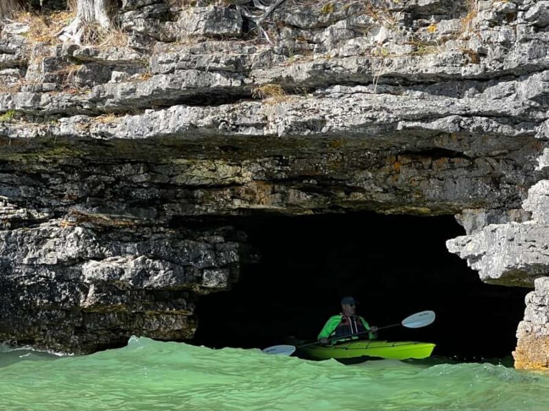 Door County: Cave Point & Whitefish Dunes Kayak Tour - Key Points