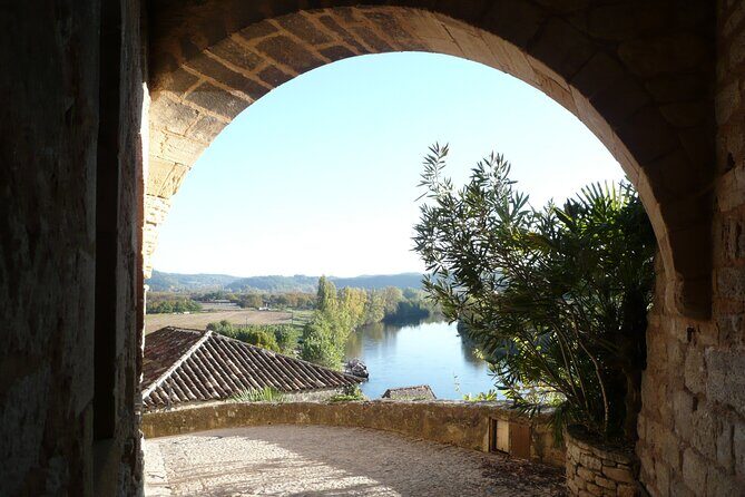Dordogne Villages Half Day Tour from Sarlat - Key Points