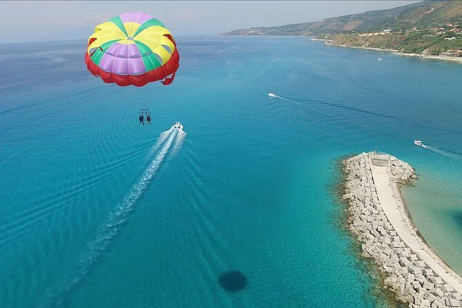 Double Parasailing flight to Tropea in Small Group - Who Should Consider This Tour?