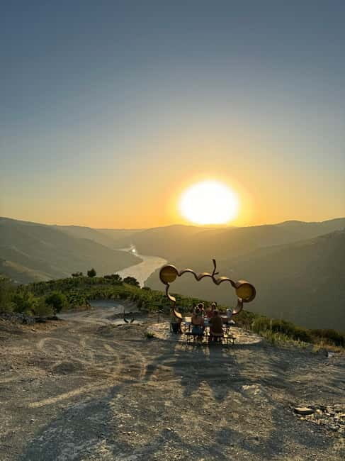 Douro offroad experience: visit to a winery and a picnic - Key Points