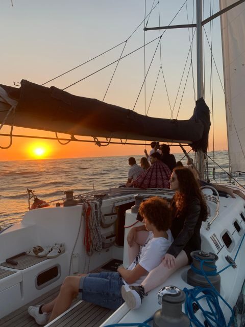 Douro Sunset Sailboat Experience in Porto - An In-Depth Look at the Douro Sunset Sailboat Experience