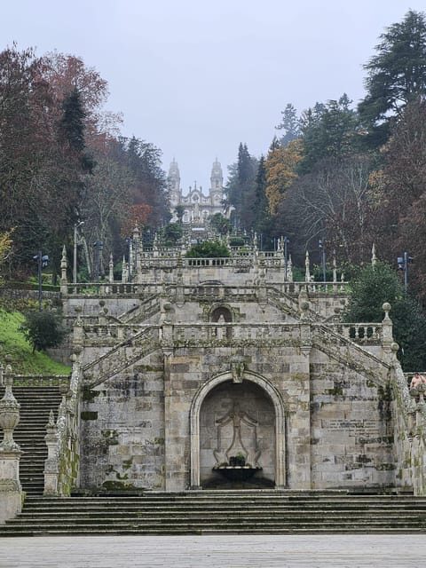 Douro Tour with Wine Tasting and Visit to Lamego and Pinhão - FAQs