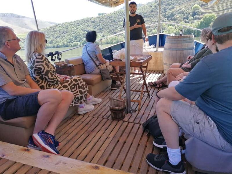 Douro valley: 2 Wineries Lunch at the Winery & 1h Boat Tour - The 1-Hour Douro River Boat Cruise