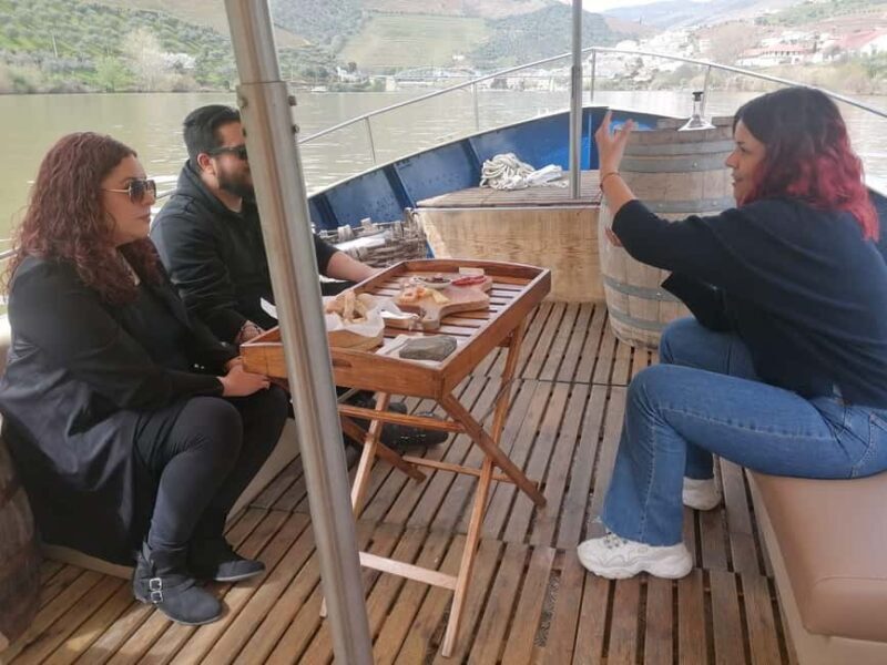 Douro valley: 2 Wineries Lunch at the Winery & 1h Boat Tour - Final Winery Tasting and Return