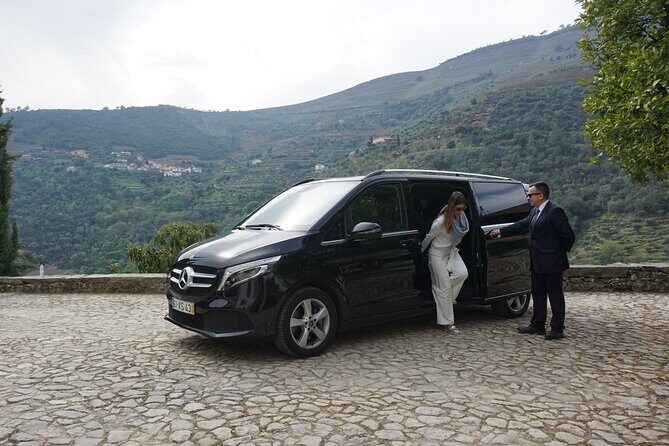 Douro Valley private tour with wine tasting and boat tour - The Sum Up