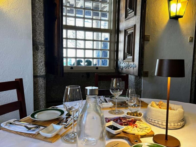 Douro Valley: Quinta Santa Júlia Tour, Wine Tasting & Lunch - Key Points