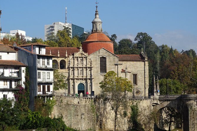 Douro Valley small group tour, Mateus Palace, Lunch and Wine tastings - A Close Look at the Itinerary