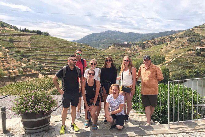 Douro Valley Tour: Wine Tasting, Cruise and Lunch from Porto - Viewpoints and Final Stops