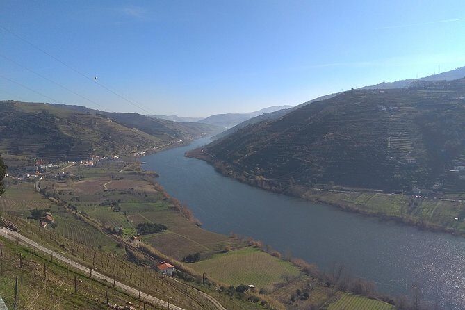 Douro Valley Tour: Wine Tasting River Cruise and Lunch from Porto - FAQ