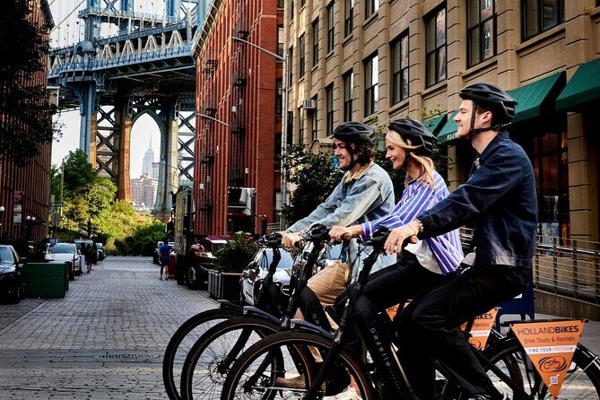 Downtown Bike Tour with Stylish Dutch Bikes - An In-Depth Look at the Tour Experience