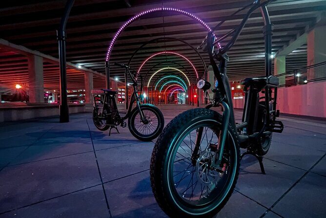 Downtown Dallas Night Sightseeing 2 Hour E-Bike tour - Key Points