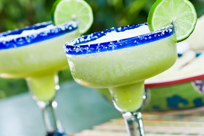 Downtown Dallas Walking Food Tour History and Cocktail Package - Exploring the Itinerary in Detail