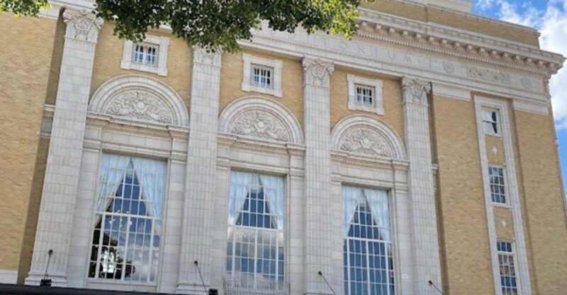 Downtown Durham Historian-Guided Walking Tour - Key Points