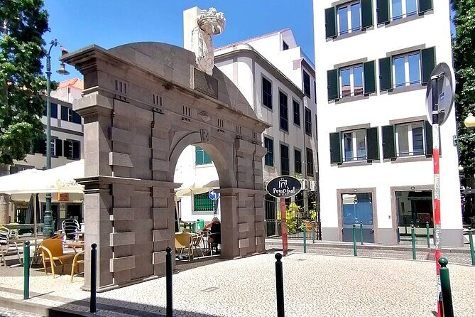 Downtown Funchal: A Self-Guided Audio Tour Through the Old City - Exploring Funchal’s Old City: A Detailed Walkthrough