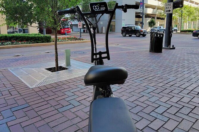 DownTown Houston U2 Pro Self Guided Tour - An In-Depth Look at the Tour Experience