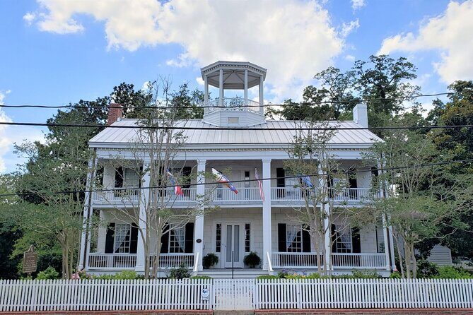 Downtown Lafayette Cajun History & Folklore Walking Tour - Who Will Love This Tour?