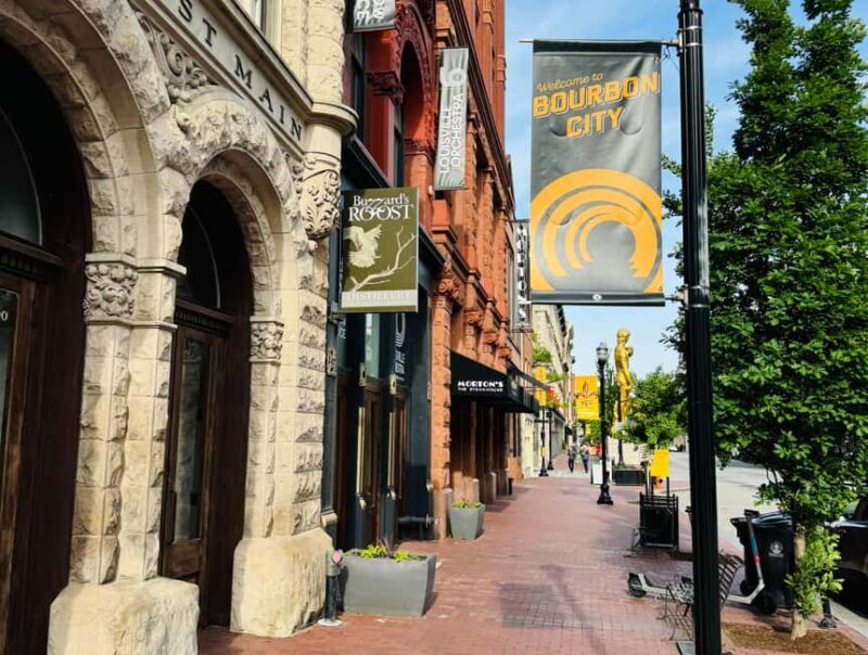 Downtown Louisville: Misfits and Mayhem Walk with Cocktail - The Route and Landmarks