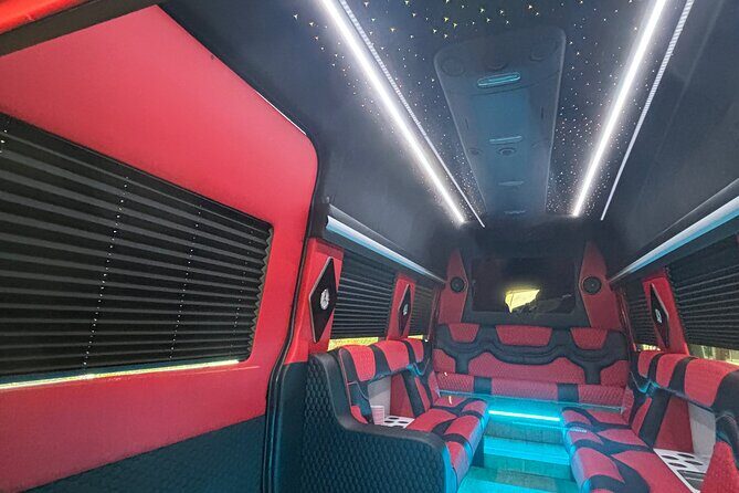 Downtown New York Taxi and Limousine Experience - Key Points