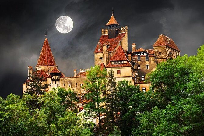 Dracula Castle Rasnov Fortress optional Peles Castle from Brasov - An In-Depth Look at the Romanian Highlights