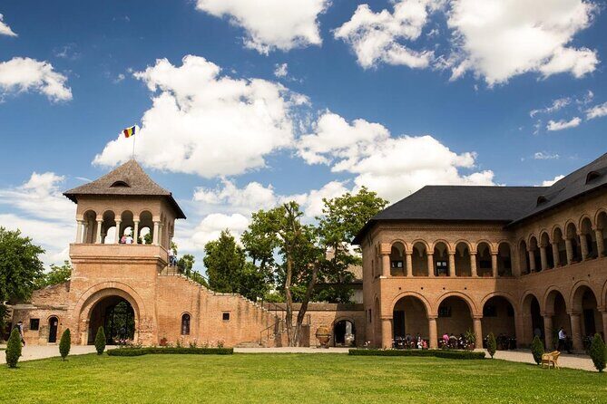 Dracula's Tomb and Mogosoaia Palace, Private Tour from Bucharest - Discovering Romania’s Hidden Legends and Heritage: Dracula’s Tomb & Mogosoaia Palace Private Tour